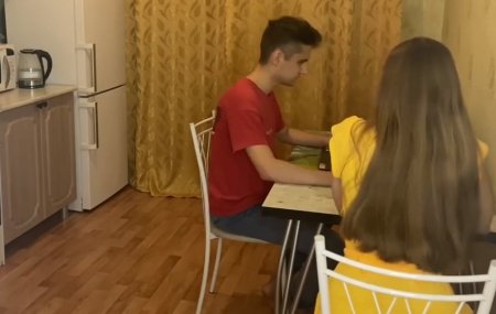 Муж забыл оставить молодой жене бабки на ремонт компа